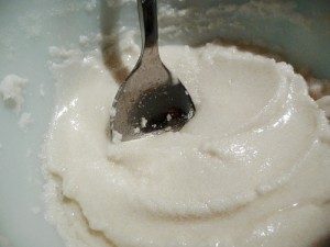 Vinegar and Baking Soda Paste - Homemade Mold & Mildew Treatment