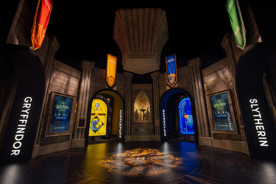 Harry Potter the Exhibition - Hogwarts Hhouse